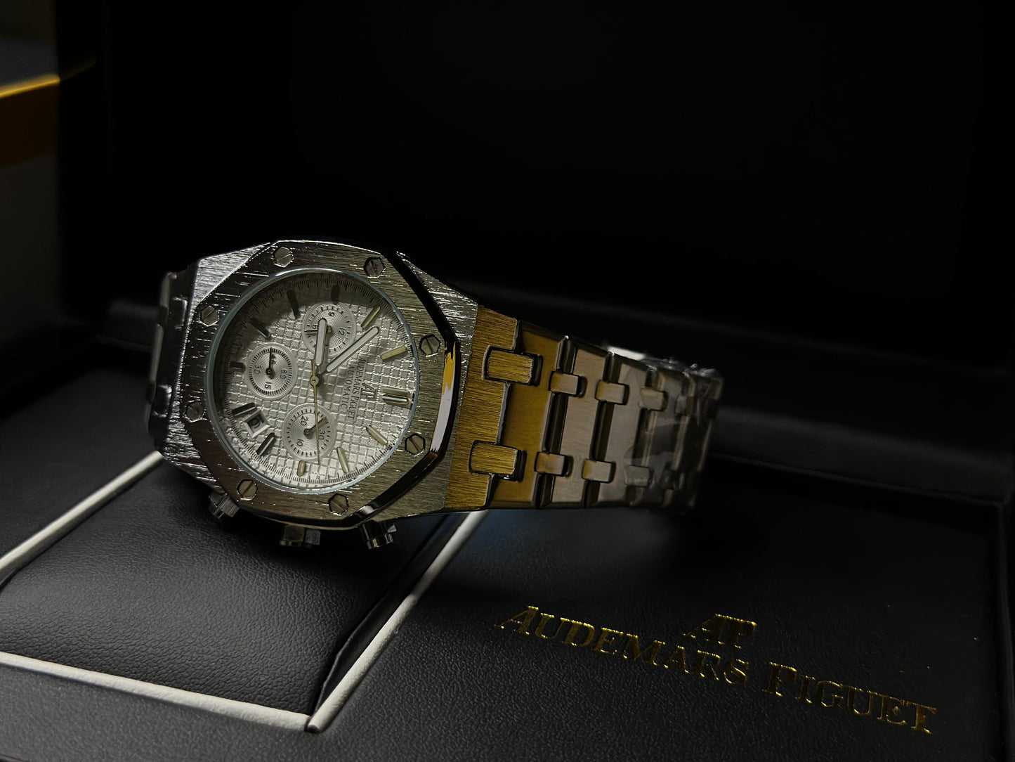 Audemars Piguet white dail